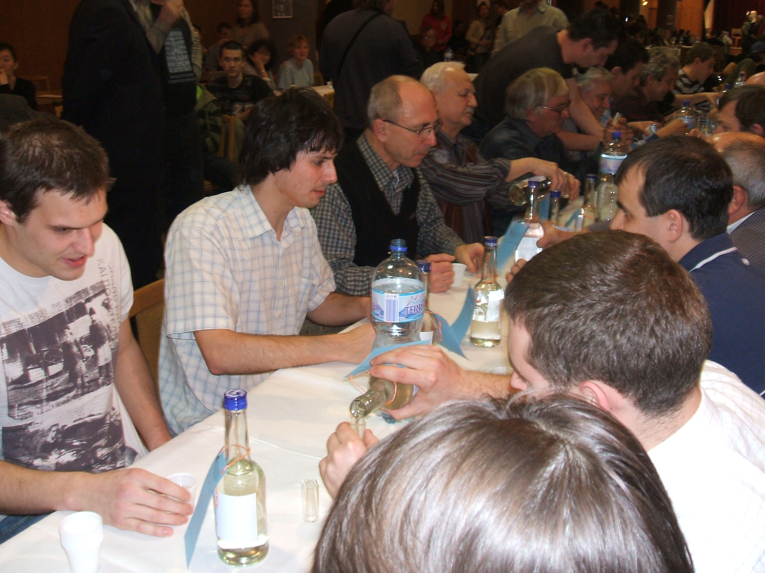 Košt slivovice 2009 054.jpg