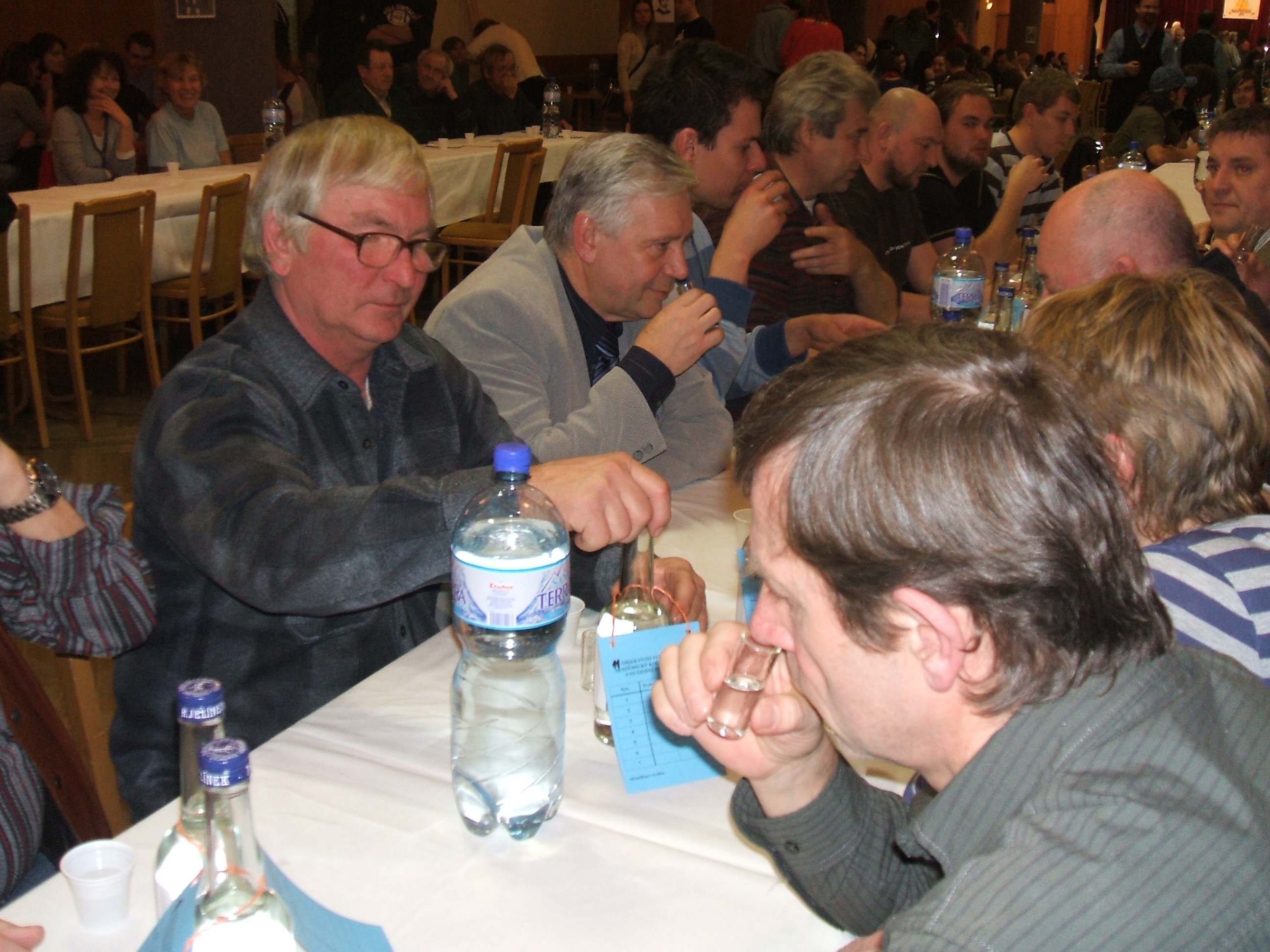 Košt slivovice 2009 056.jpg