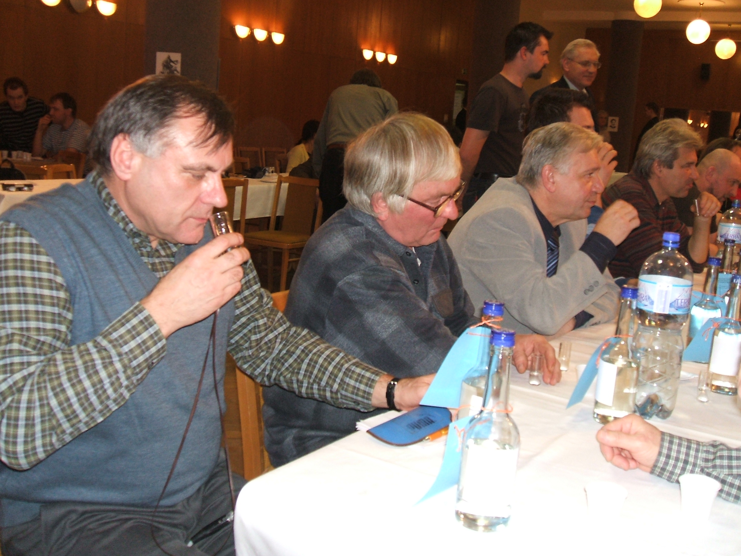 Košt slivovice 2009 066.jpg