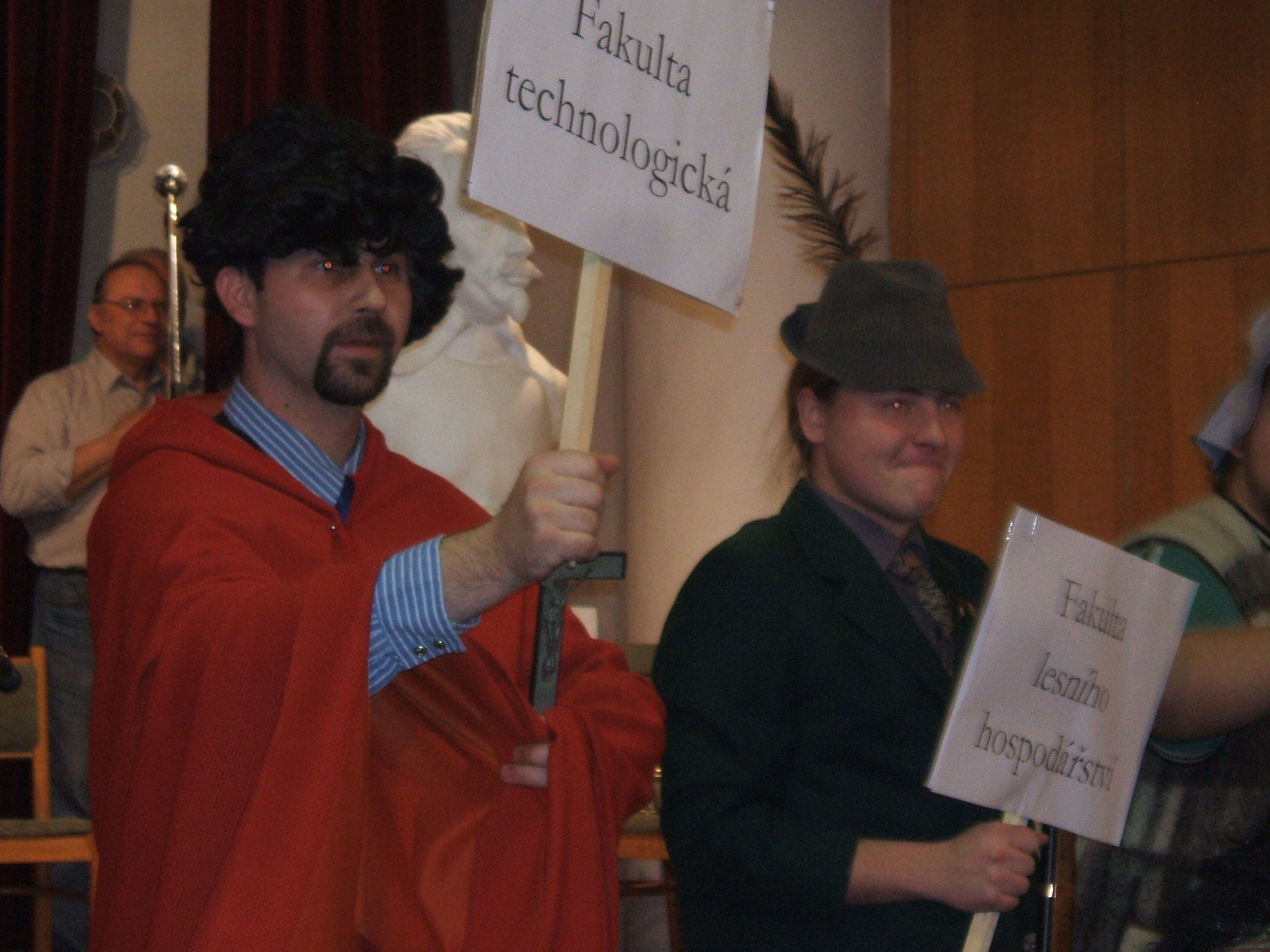 Košt slivovice 2009 082.jpg