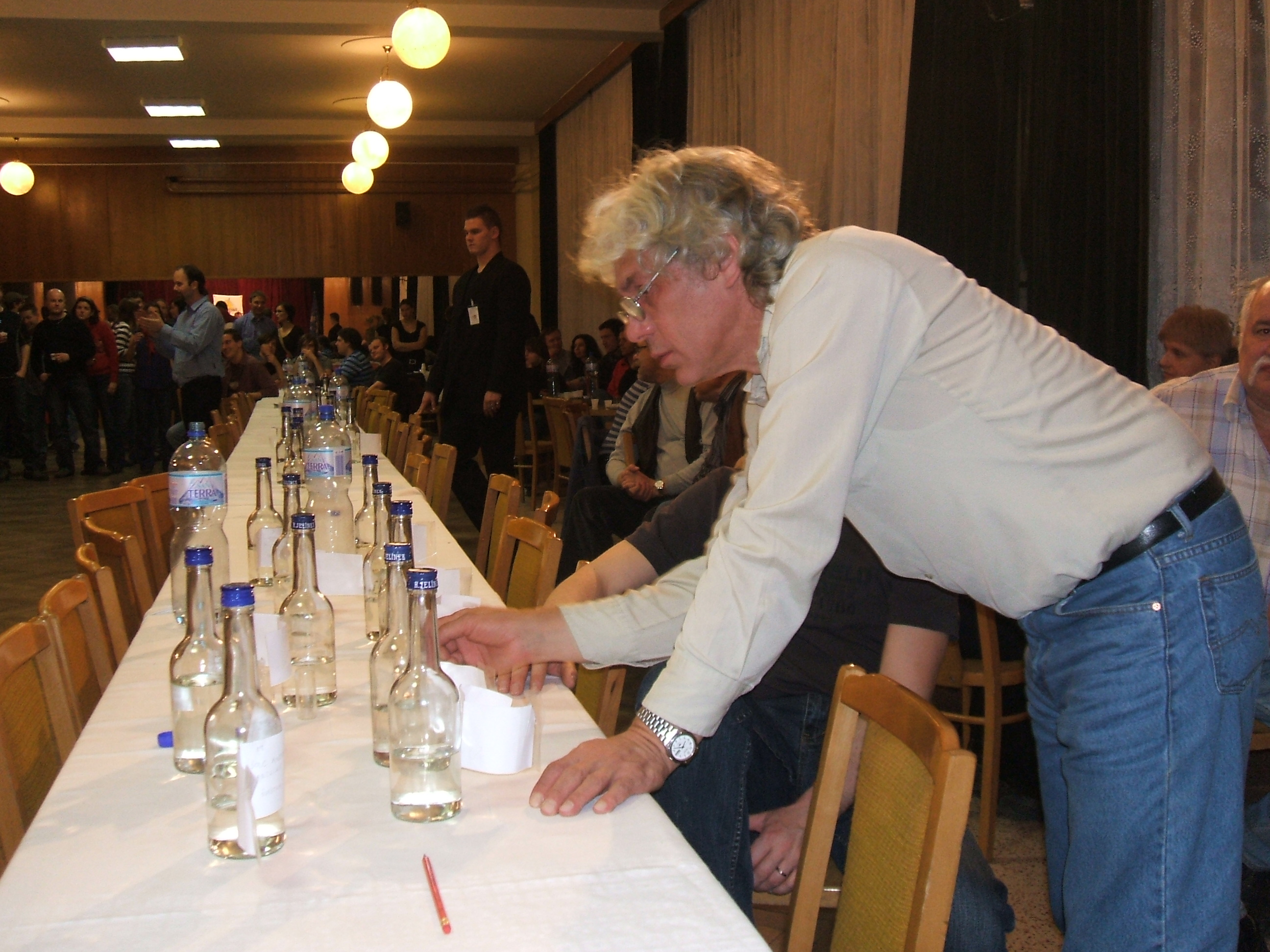 Košt slivovice 2009 095.jpg